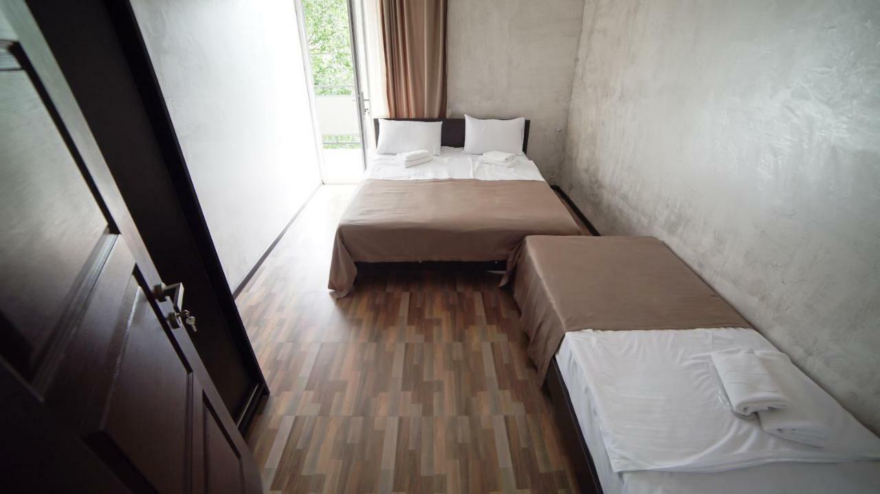 Hotel Progress Batumi Exterior photo